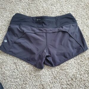 Lululemon Speed Up Shorts 🖤